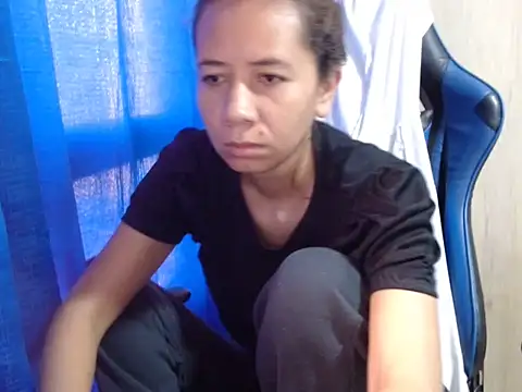 Snapshot of Erotic_latina chatting on 03/02/25, 01:05 Erotic latina online show from 03/02/25, 01:05
