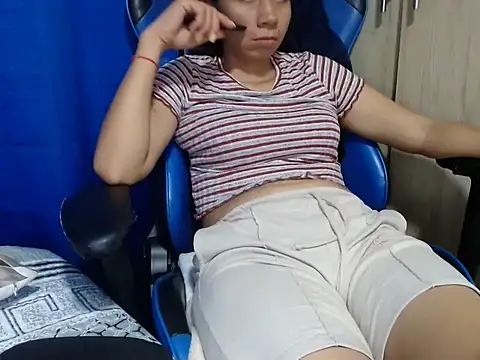 Erotic latina online show from 11/24/25, 12:32