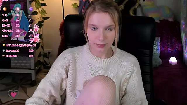 KarambaMoon online show from 01/12/25, 11:47