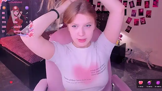 KarambaMoon online show from 03/12/26, 08:59