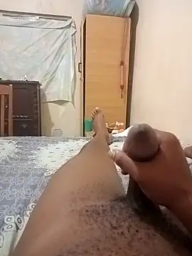 izinjamfee2 online show from 01/12/26, 08:25