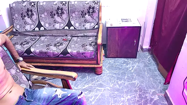 Habibi big b online show from 10/24/25, 05:42