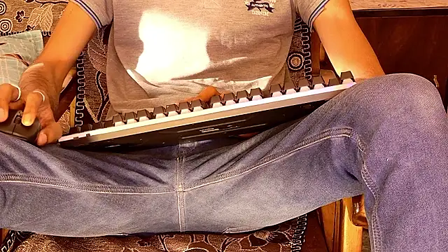 Habibi big b online show from 03/11/26, 11:49