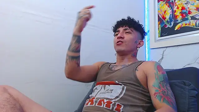 targuerian22 online show from 12/19/25, 11:34