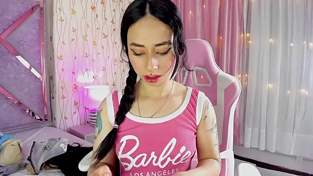 hanna  azumi online show from 03/03/25, 08:16