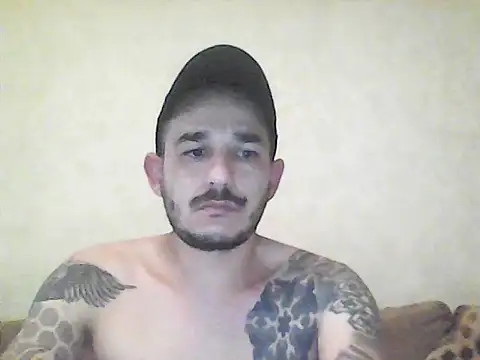 Snapshot of Kurqga chatting on 10/21/25, 10:49 Kurqga online show from 10/21/25, 10:49