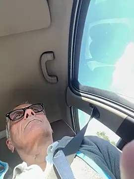 4n4l1zz4m1 online show from 10/18/25, 11:33