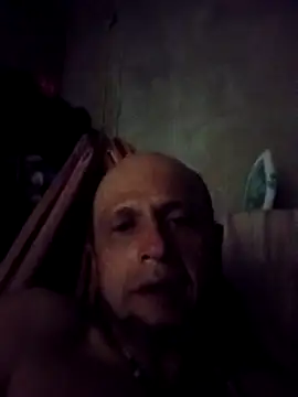 Snapshot of edijavimes chatting on 02/19/26, 02:18 edijavimes online show from 02/19/26, 02:18