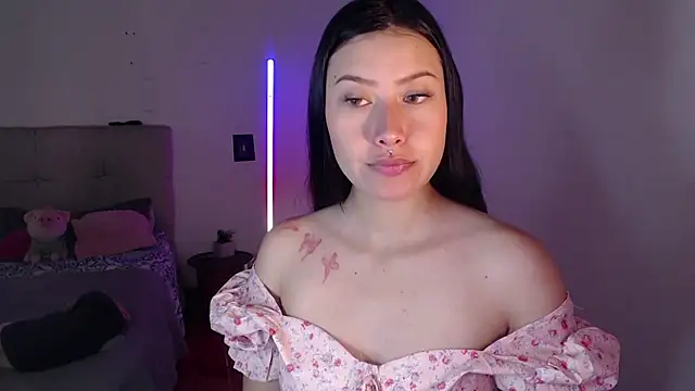 Emilyswan04 online show from 01/16/25, 02:51