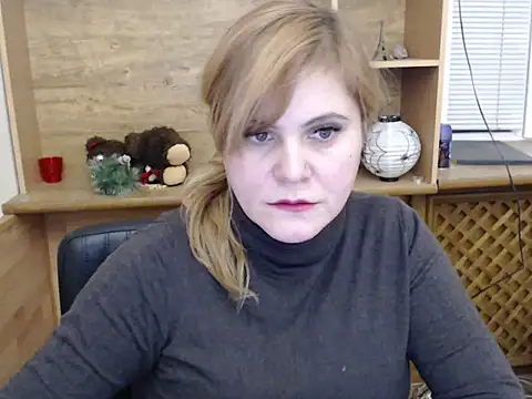 DaniellaKiss online show from 02/06/26, 04:43