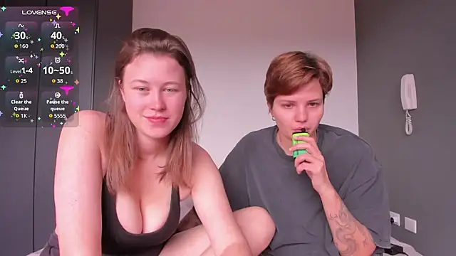 jessica tenderly online show from 09/13/25, 05:02