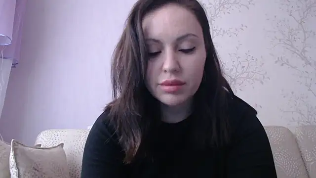 Snapshot of DulcieHeath chatting on 02/25/25, 10:15 DulcieHeath online show from 02/25/25, 10:15