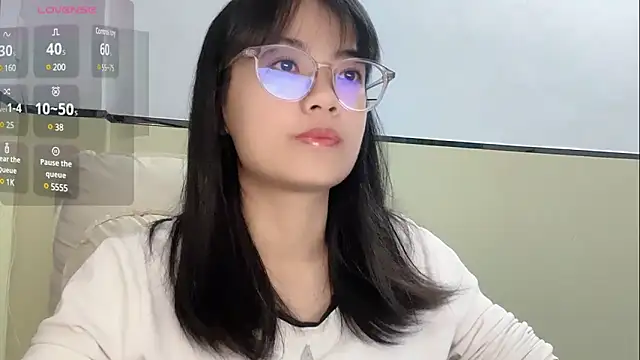 Snapshot of Honey-cici chatting on 03/20/25, 06:08 Honey-cici online show from 03/20/25, 06:08