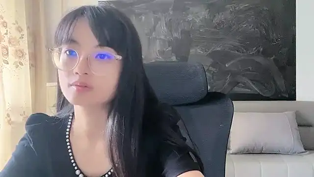 Snapshot of Honey-cici chatting on 09/28/25, 07:03 Honey-cici online show from 09/28/25, 07:03