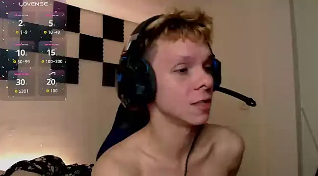 Snapshot of bryamado69 chatting on 01/11/25, 03:44 bryamado69 online show from 01/11/25, 03:44
