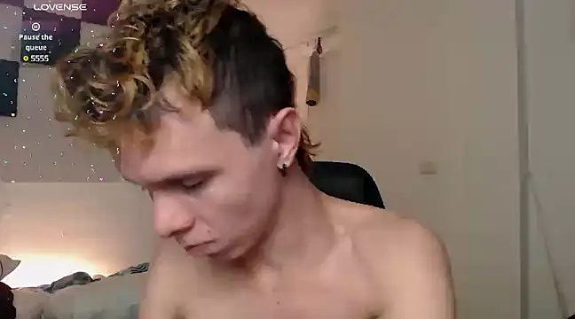 Snapshot of bryamado69 chatting on 01/16/25, 02:19 bryamado69 online show from 01/16/25, 02:19