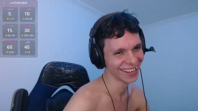 Snapshot of bryamado69 chatting on 12/16/25, 06:18 bryamado69 online show from 12/16/25, 06:18