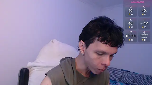 bryamado69 online show from 03/18/26, 02:26