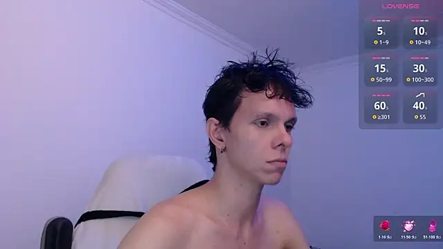 bryamado69 online show from 04/19/26, 04:56