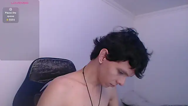 bryamado69 online show from 05/08/26, 08:47