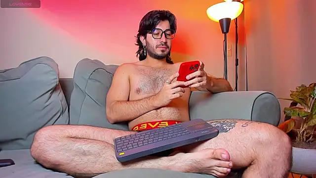 Snapshot of Ackerman_Eren_ chatting on 10/04/25, 09:40 Ackerman Eren  online show from 10/04/25, 09:40