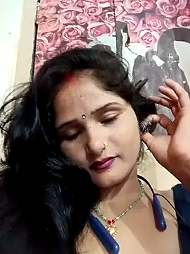 Snapshot of annaya_sweet chatting on 07/05/26, 08:32 annaya sweet online show from 07/05/26, 08:32