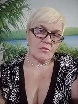 VioletSweet566 online show from 12/03/24, 10:18