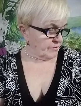 VioletSweet566 online show from 12/05/24, 11:27