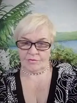 VioletSweet566 online show from 12/12/24, 06:57