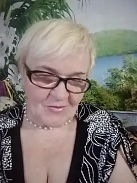 VioletSweet566 online show from 12/12/24, 11:47