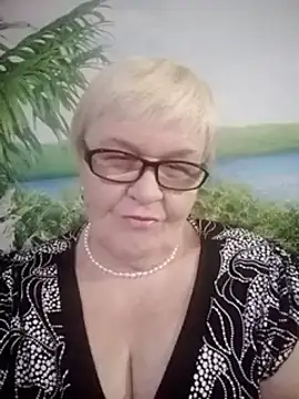 VioletSweet566 online show from 01/15/25, 09:35