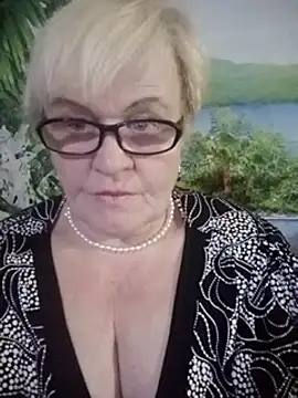 VioletSweet566 online show from 01/24/25, 11:12