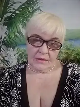 VioletSweet566 online show from 02/02/25, 04:54