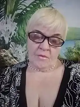 VioletSweet566 online show from 02/03/25, 08:13