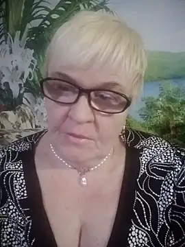 VioletSweet566 online show from 02/19/25, 07:05