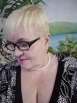 VioletSweet566 online show from 02/21/25, 03:43