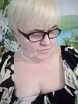 VioletSweet566 online show from 02/22/25, 01:24