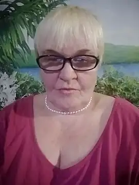 VioletSweet566 online show from 02/28/25, 05:26