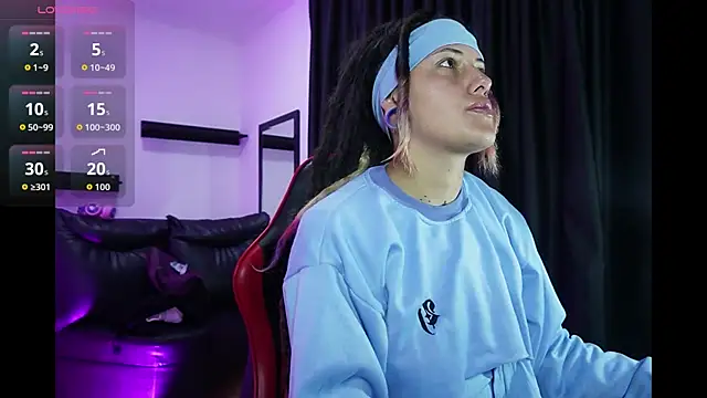 Snapshot of _sharlotte777 chatting on 01/06/26, 03:05 sharlotte777 online show from 01/06/26, 03:05