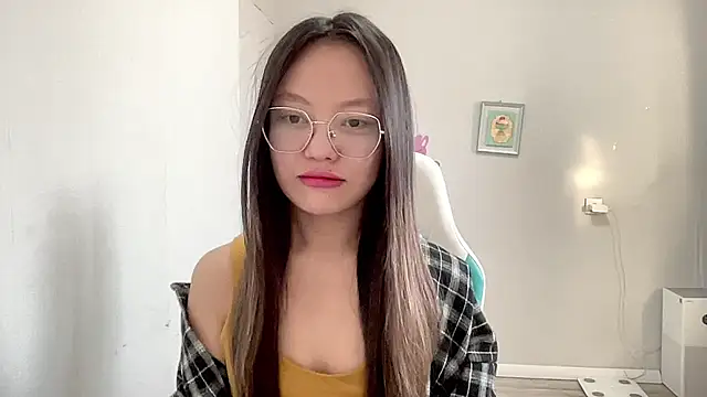 Risalynn online show from 02/05/25, 02:51