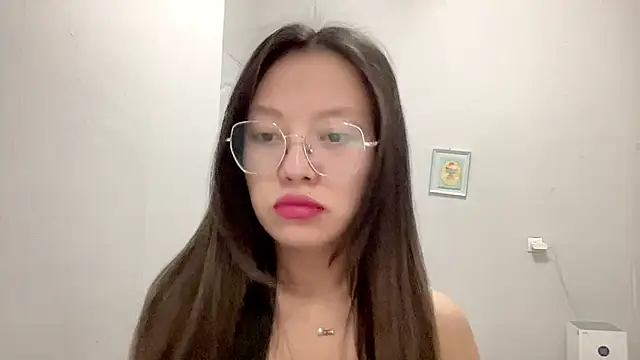 Risalynn online show from 02/26/25, 02:04