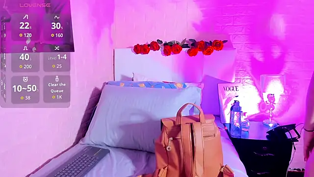 Snapshot of LYAA_COLLINS_ chatting on 11/27/25, 11:34 LYAA COLLINS online show from 11/27/25, 11:34