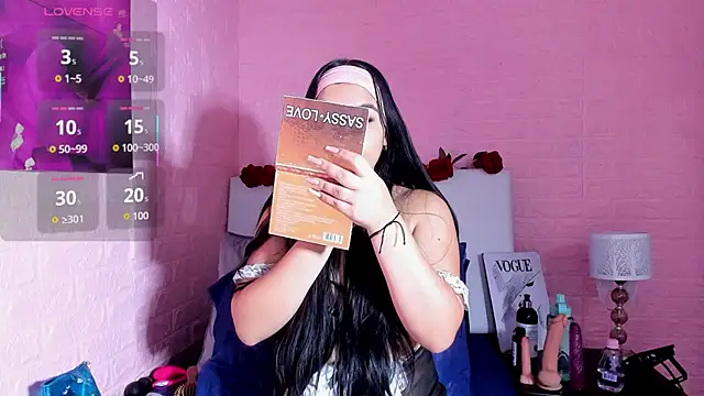 Snapshot of LYAA_COLLINS_ chatting on 12/05/25, 11:08 LYAA COLLINS online show from 12/05/25, 11:08