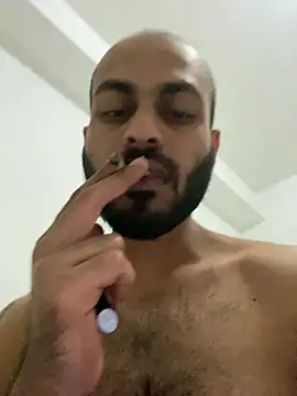 Snapshot of islandvybee55 chatting on 01/04/25, 11:17 islandvybee55 online show from 01/04/25, 11:17