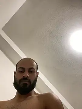 Snapshot of islandvybee55 chatting on 02/10/25, 02:08 islandvybee55 online show from 02/10/25, 02:08