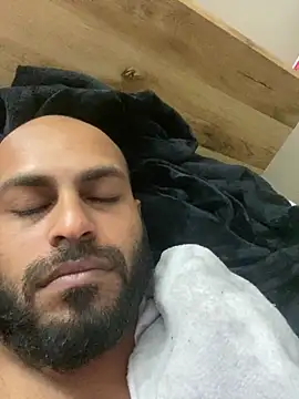 islandvybee55 online show from 03/18/26, 08:50