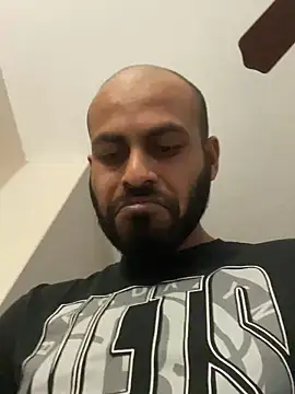 islandvybee55 online show from 04/18/26, 05:50