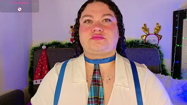 lunitaa0 online show from 12/17/25, 03:34