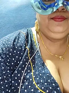 tamilthanushri online show from 02/21/25, 06:51