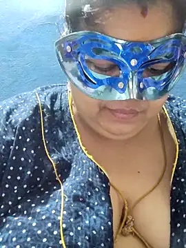 tamilthanushri online show from 03/16/25, 11:04